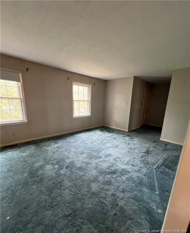 5114 Lake Valley Dr, Fayetteville, NC 28303