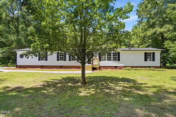 5114 Titan Roberts Rd, Erwin, NC 28339
