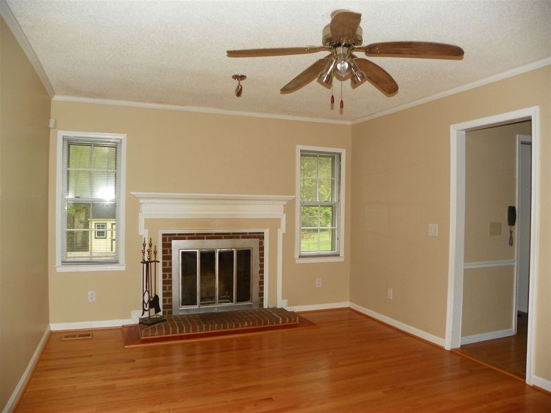 5115 Mccormick Dr, Durham, NC 27713