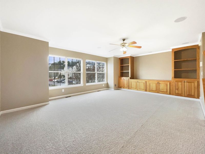 5115 Neuse Commons Ln, Raleigh, NC 27616