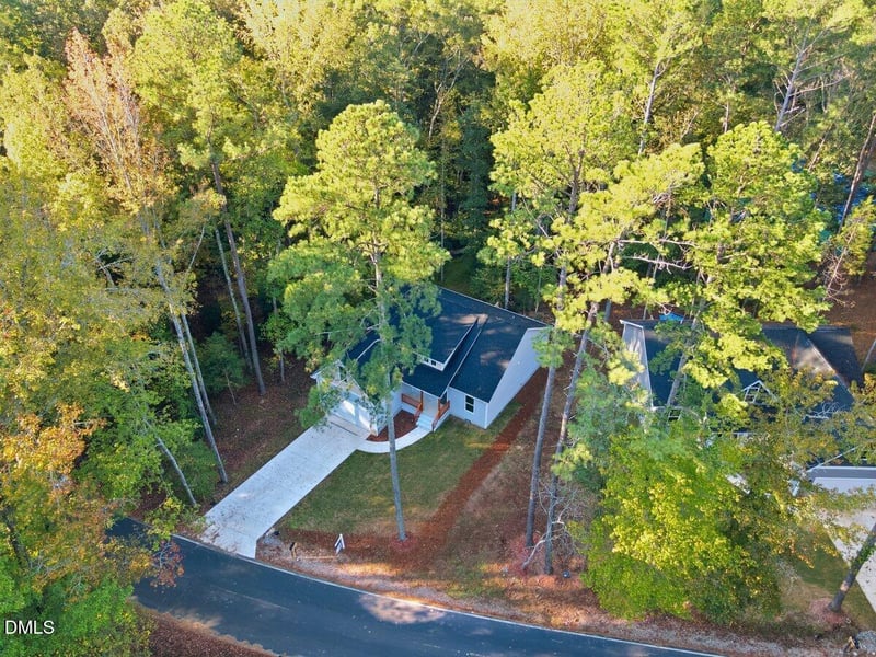 5116 Cardinal Cir, Sanford, NC 27332