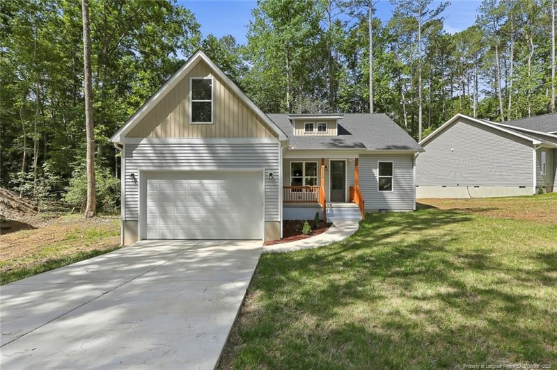 5116 Cardinal Cir, Sanford, NC 27332