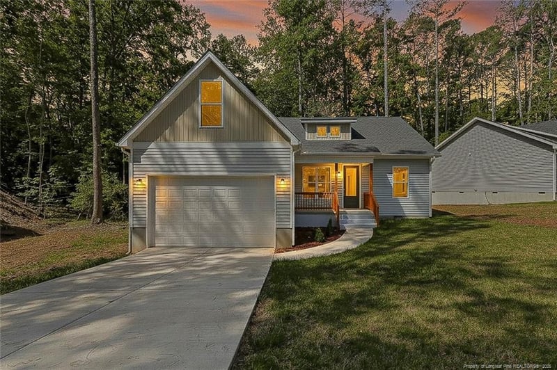5116 Cardinal Cir, Sanford, NC 27332