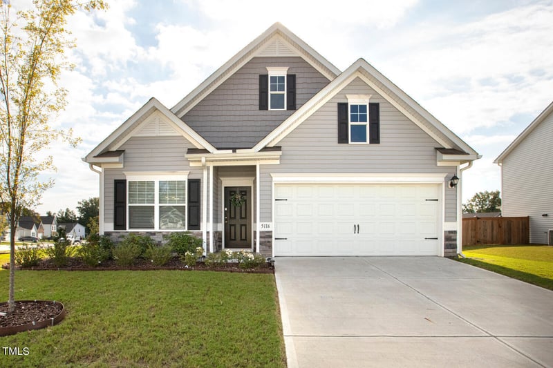 5116 Farm Barn Ln, Raleigh, NC 27603