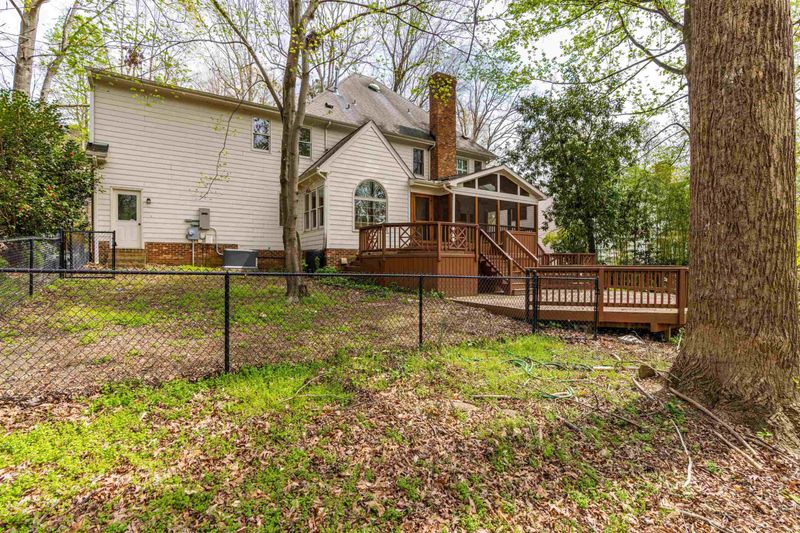 5117 Berkeley St, Raleigh, NC 27612
