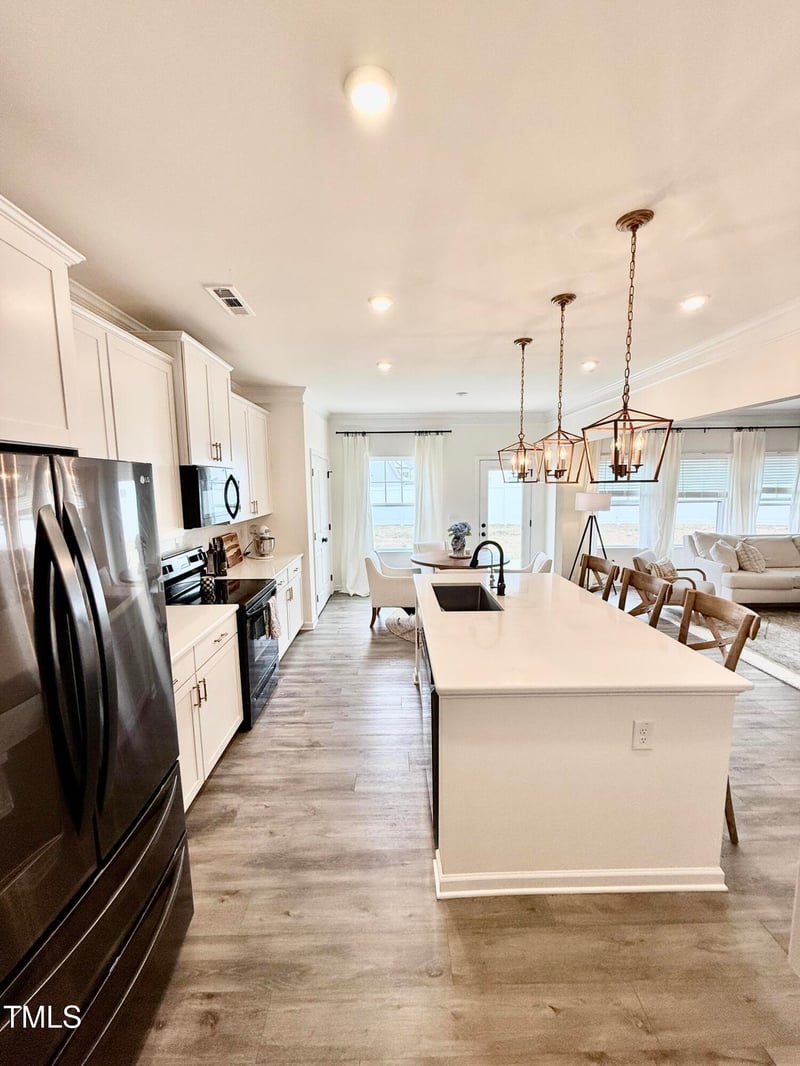 5117 Farm Barn Ln, Raleigh, NC 27603