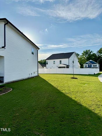 5117 Farm Barn Ln, Raleigh, NC 27603