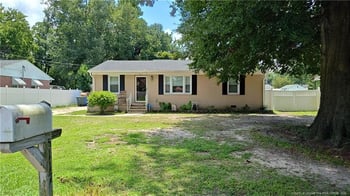 5117 Palmetto Ln, Fayetteville, NC 28304