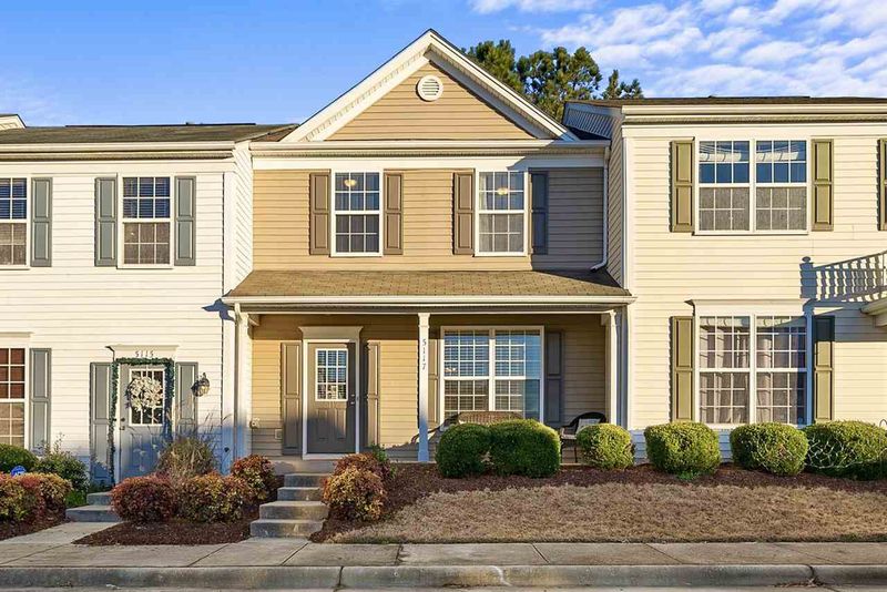 5117 Twelvepole Dr, Raleigh, NC 27616