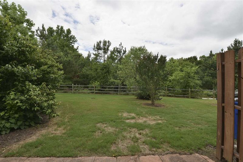 5118 Echo Ridge Rd, Raleigh, NC 27612