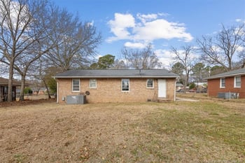 5119 Ponderosa Dr, Fayetteville, NC 28304