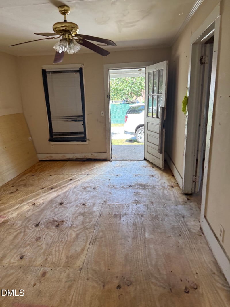 512 N 12th St, Smithfield, NC 27577