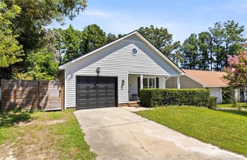 512 Andover Rd, Fayetteville, NC 28311