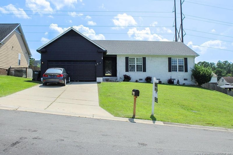 512 Ashdown Pl, Fayetteville, NC 28311