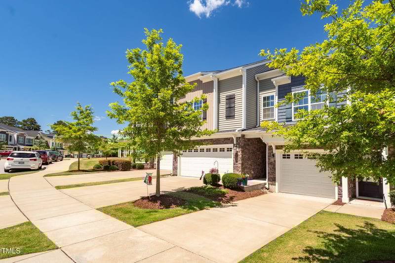 512 Barneswyck Dr, Fuquay Varina, NC 27526