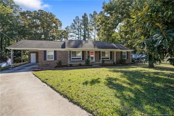512 Canyon Ct, Fayetteville, NC 28303