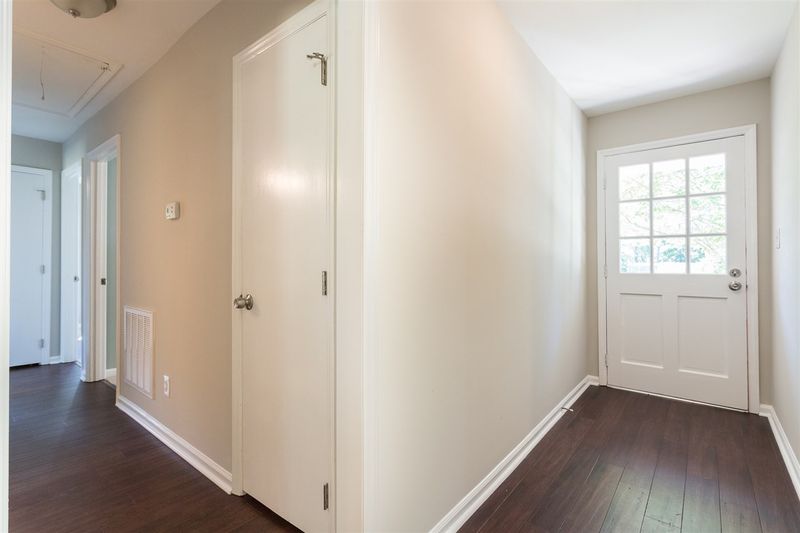 512 Colchester Dr, Knightdale, NC 27545