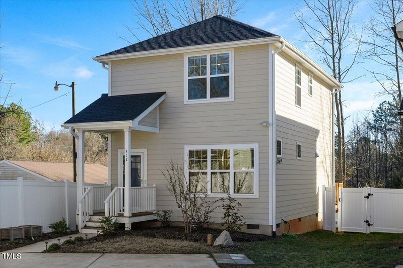512 Craven St, Durham, NC 27704