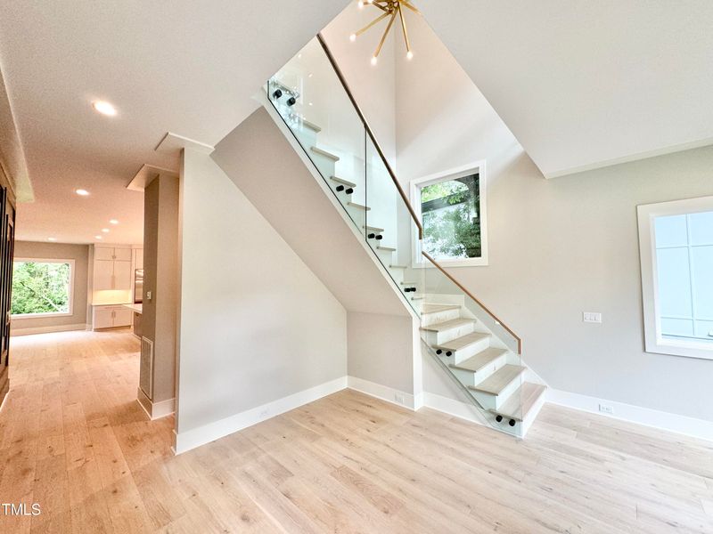 512 Ferrell St, Cary, NC 27511