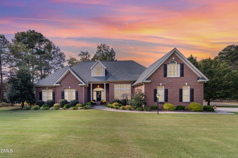 512 Franklin St, Zebulon, NC 27597