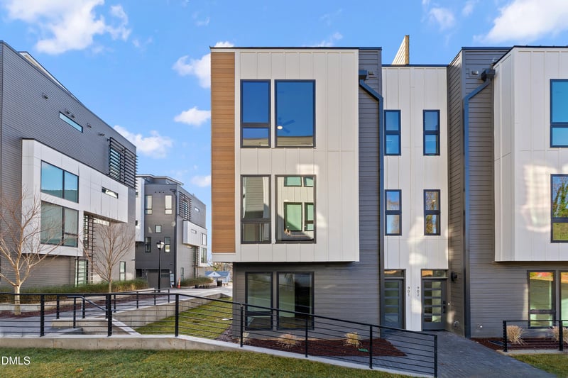 512 Gordon St #1101, Durham, NC 27701