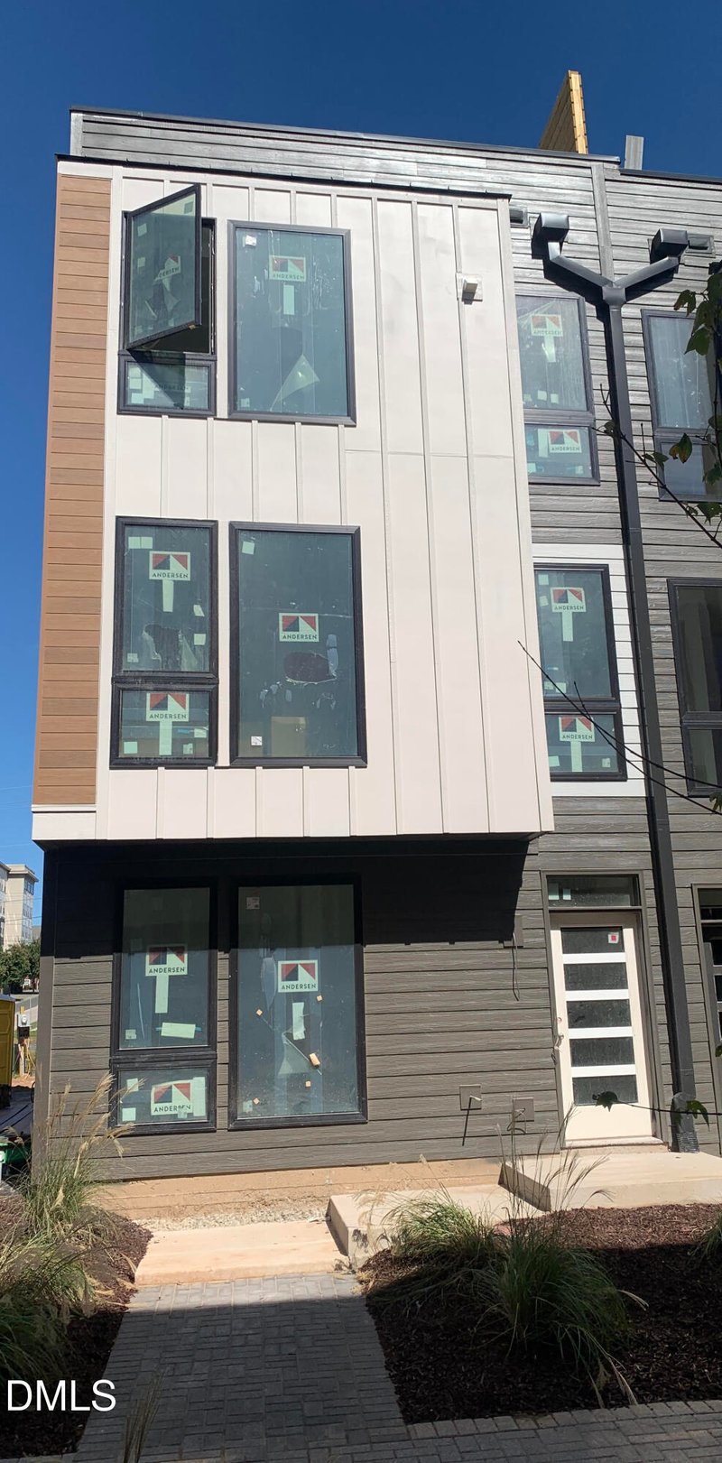 512 Gordon St #305, Durham, NC 27701