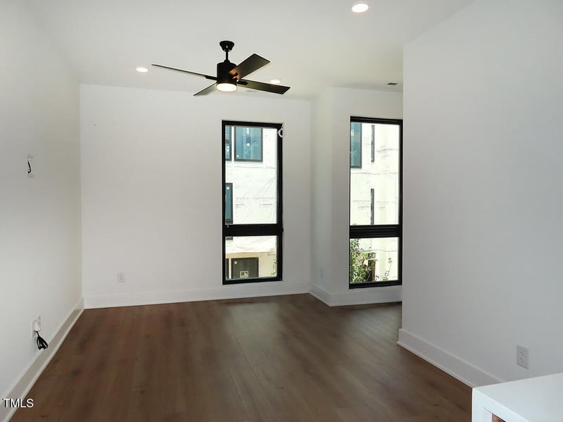 512 Gordon St #403, Durham, NC 27701