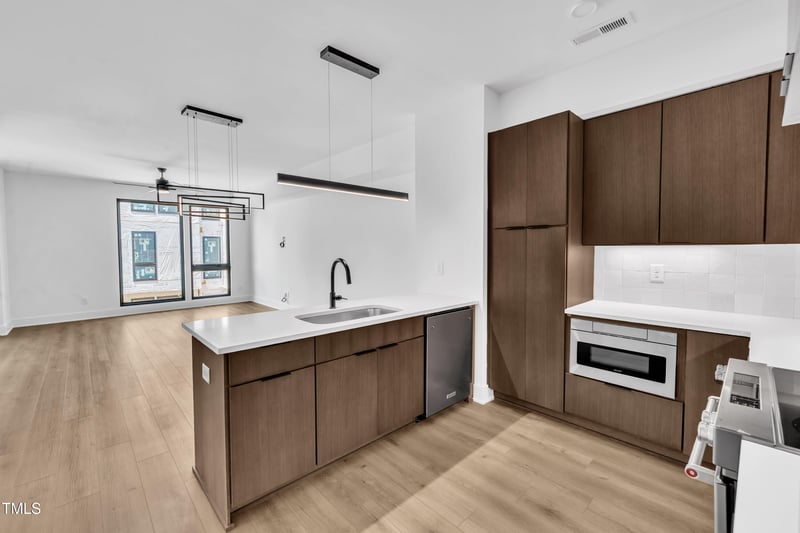 512 Gordon St #404, Durham, NC 27701