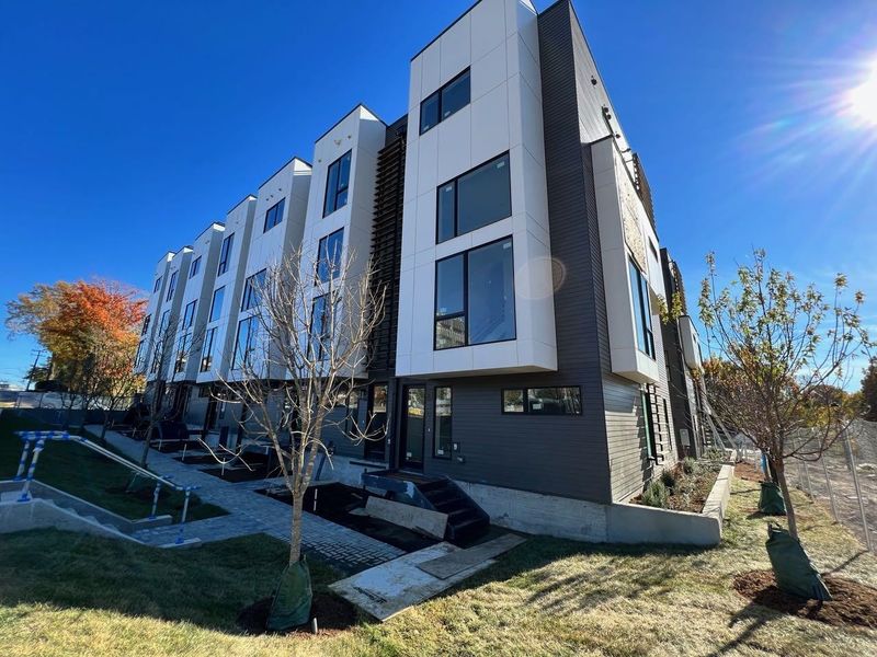 512 Gordon St #801 Royal Gala, Durham, NC 27701