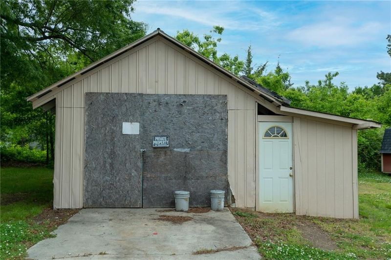 512 Hamilton St, Burlington, NC 27217