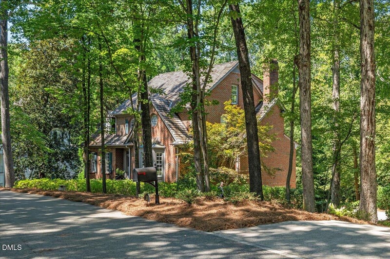 512 Hertford St, Raleigh, NC 27608