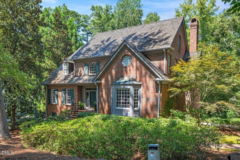 512 Hertford St, Raleigh, NC 27608