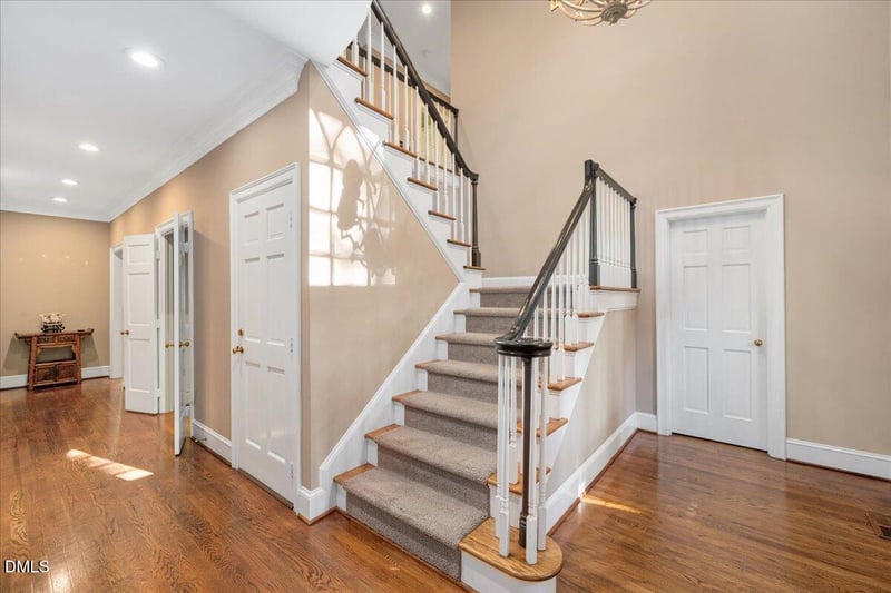 512 Hertford St, Raleigh, NC 27608