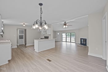 512 Hillsboro St, Creedmoor, NC 27522