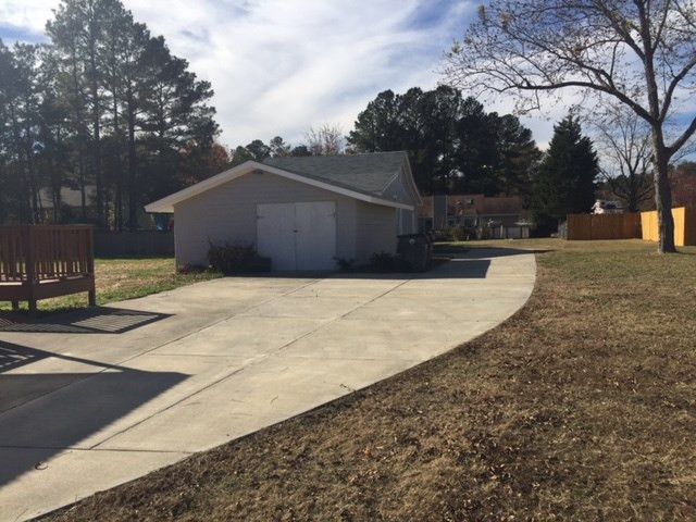 512 S Hughes St, Apex, NC 27502