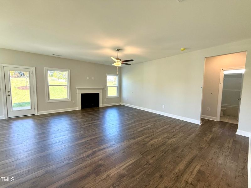 512 Jones Bluff Way, Knightdale, NC 27545