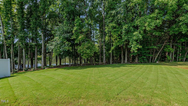 512 Kayak Ct, Mebane, NC 27302