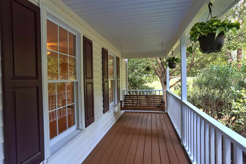 512 Lafayette Dr, Hillsborough, NC 27278