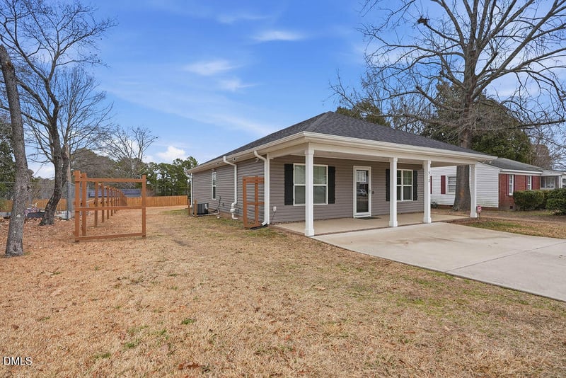 512 Lofton St, Lillington, NC 27546