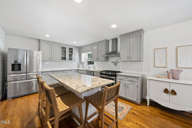 512 E Millbrook Rd, Raleigh, NC 27609