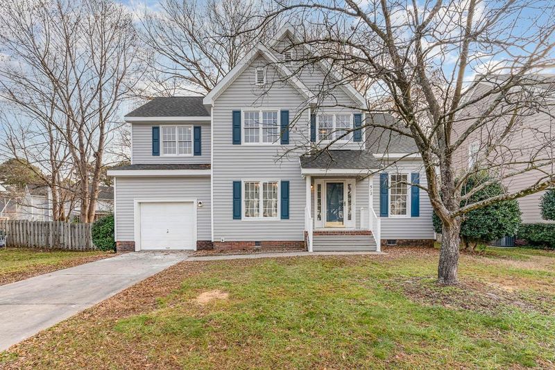 512 Mountain Lake Dr, Raleigh, NC 27610
