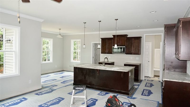 512 Raymond Dr, Wendell, NC 27591