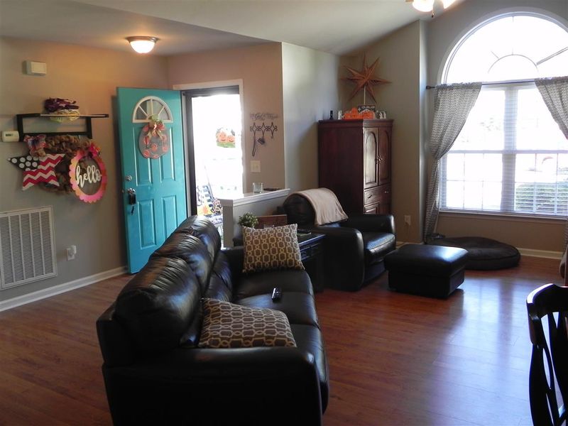 512 Rookwood Ct, Wake Forest, NC 27587