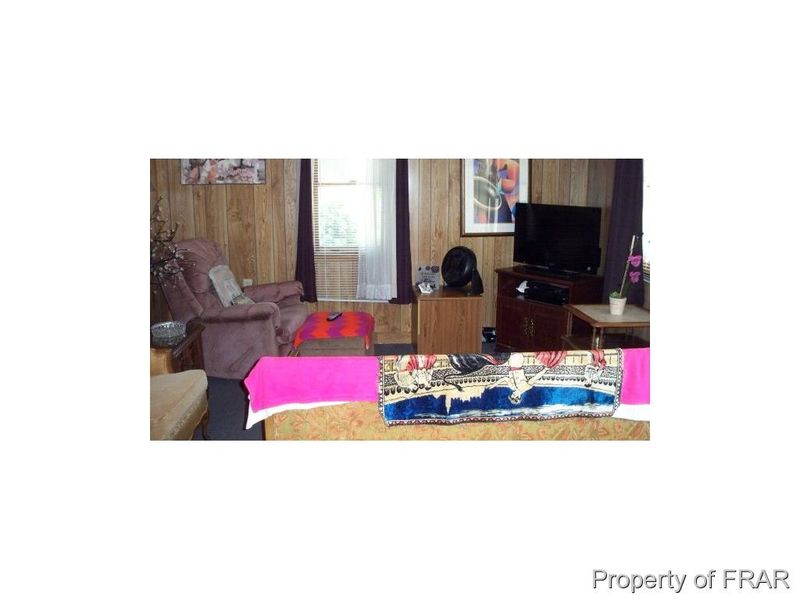 512 San Lee Dr, Sanford, NC 27330
