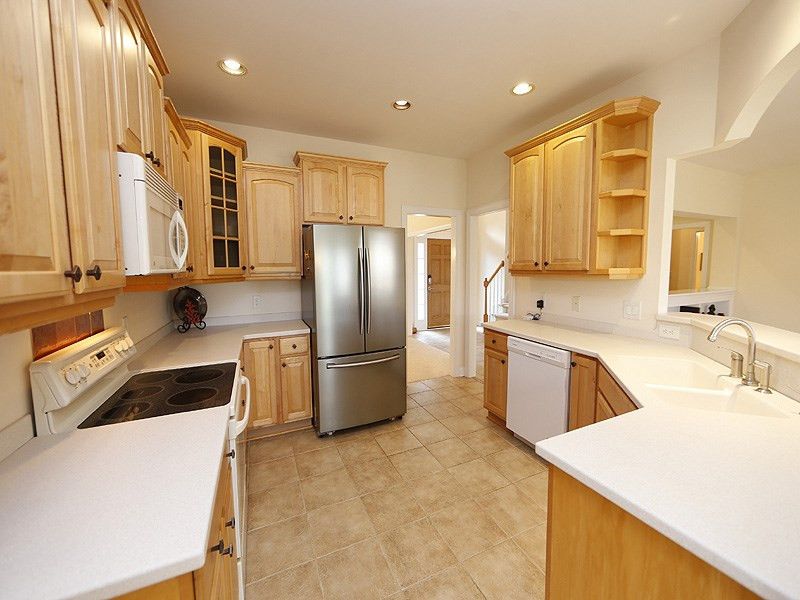 512 Seastone St, Raleigh, NC 27603