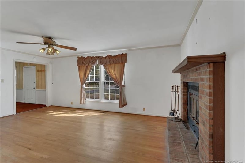 512 Shoreline Dr, Fayetteville, NC 28311
