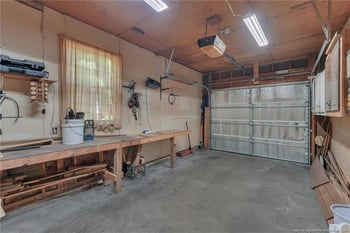 512 Shoreline Dr, Fayetteville, NC 28311