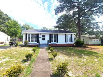 512 Spaulding St, Fayetteville, NC 28301