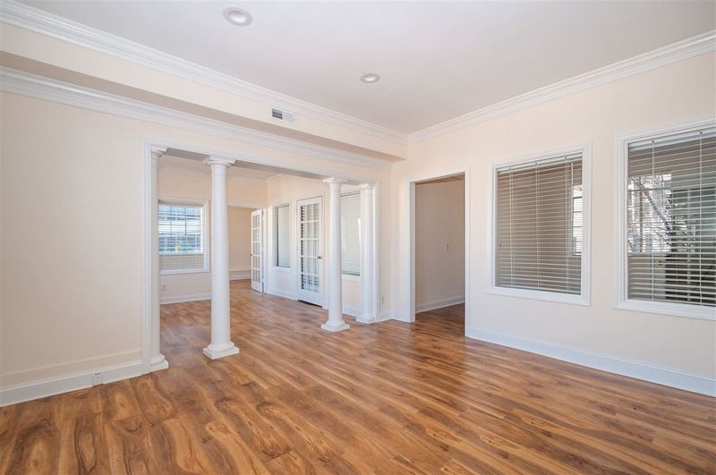 512 St Marys St #110, Raleigh, NC 27605