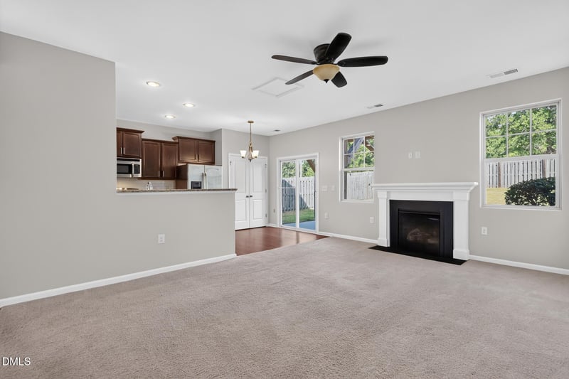 512 Stapleford Ln, Fuquay Varina, NC 27526